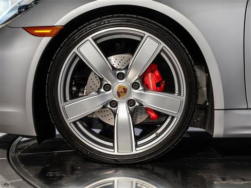 Certified 2021 Porsche 718 Cayman S RWD image 15