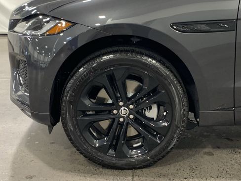New 2026 Jaguar F-PACE R-Dynamic S image 10
