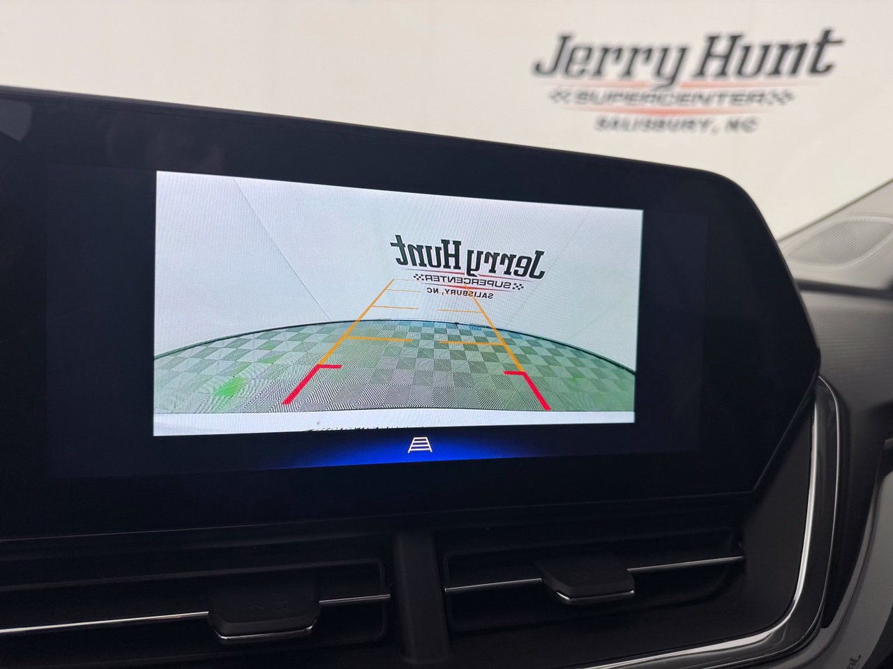 Used 2024 Chevrolet Trax ACTIV w/ Sunroof Package FWD image 18