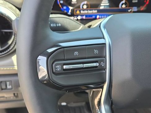 New 2026 Chevrolet Colorado ZR2 AWD/4WD image 16