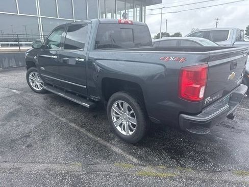 Used 2018 Chevrolet Silverado 1500 High Country AWD/4WD image 5