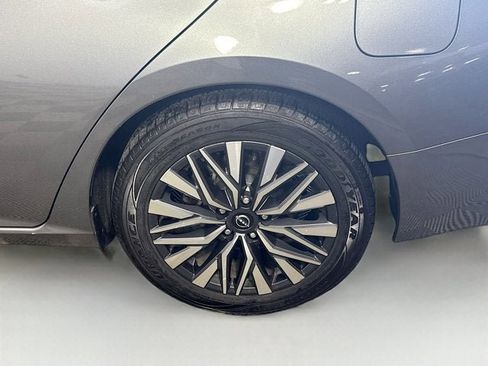 Certified 2023 Nissan Altima 2.5 SV image 28