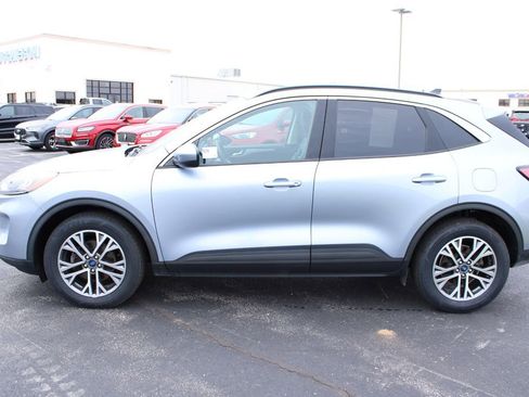 Used 2022 Ford Escape SEL image 4