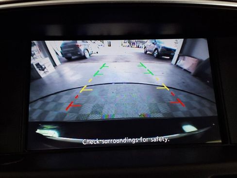 Used 2012 INFINITI M35 w/ Deluxe Touring Pkg image 13