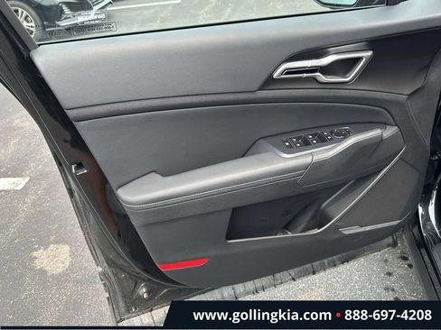 Certified 2026 Kia Sportage EX w/ EX Panoramic Sunroof Package AWD/4WD image 15