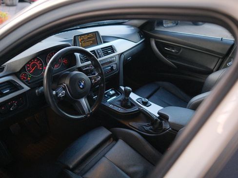 Used 2015 BMW 320i Sedan RWD image 48