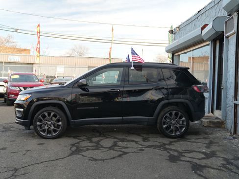 Used 2021 Jeep Compass Latitude w/ Driver Assistance Group image 4