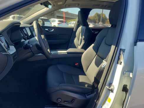 New 2025 Volvo XC60 T8 Plus w/ Protection Package Premier image 9