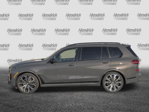 Certified 2025 BMW X7 M60i image 6