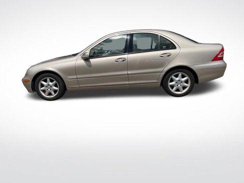 Used 2004 Mercedes-Benz C 240 Sedan image 8
