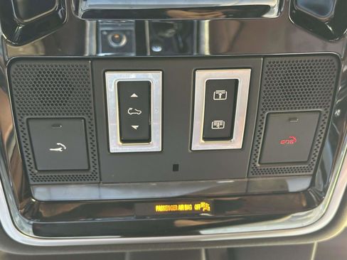 Used 2016 Land Rover Range Rover Sport Autobiography image 35