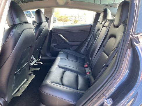 Used 2023 Tesla Model 3 Standard Range image 21