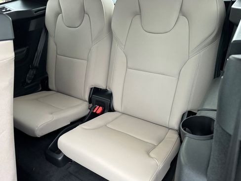 New 2026 Volvo XC90 B6 Plus w/ Protection Package Premier image 14