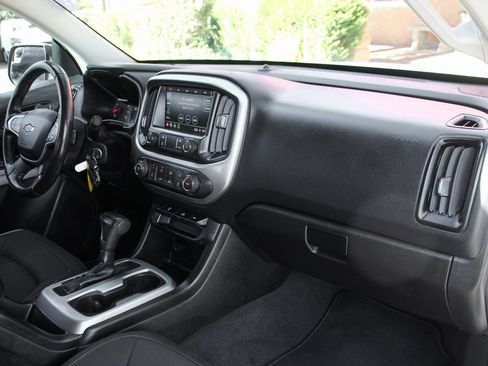 Used 2021 Chevrolet Colorado LT w/ LT Convenience Package image 35