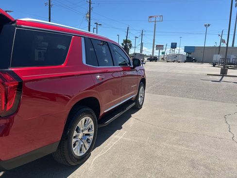 Used 2024 GMC Yukon Denali w/ Advanced Technology Package image 7