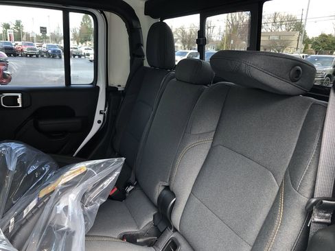 New 2026 Jeep Gladiator Willys image 19