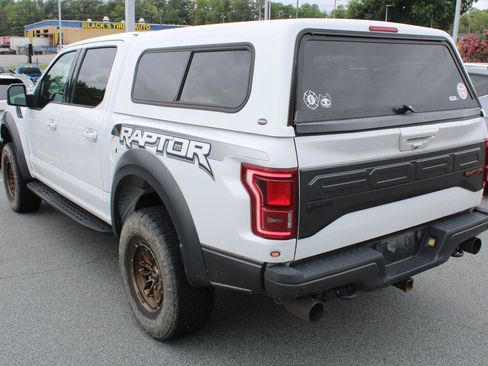 Used 2018 Ford F150 Raptor w/ Equipment Group 802A Luxury AWD/4WD image 8