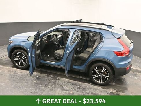 Used 2024 Volvo XC40 B5 Core image 63