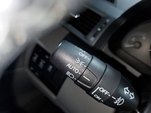 Used 2012 Honda Odyssey Touring image 17