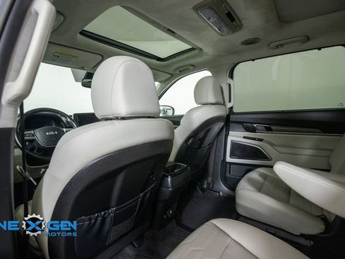 Used 2022 Kia Telluride SX w/ SX Prestige Package AWD/4WD image 26