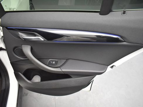 Used 2022 BMW X2 sDrive28i w/ Convenience Package FWD image 19