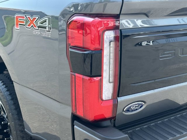 New 2026 Ford F250 Platinum AWD/4WD image 12
