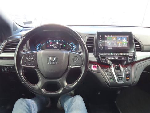 Used 2024 Honda Odyssey Sport image 22