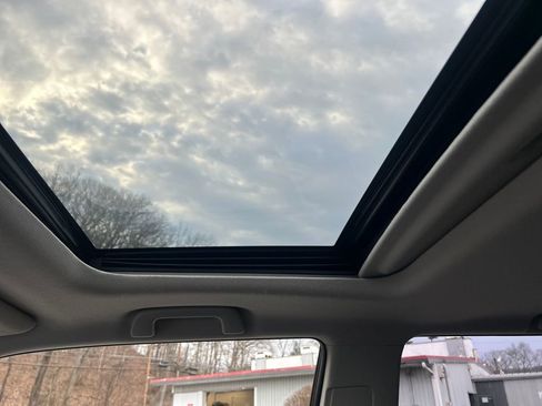 Used 2019 Toyota 4Runner SR5 Premium AWD/4WD image 21