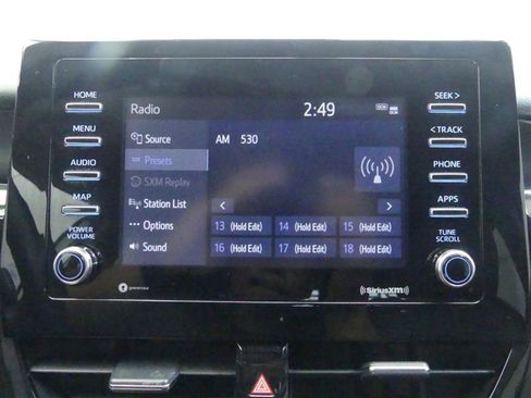 Used 2021 Toyota Camry SE FWD image 13