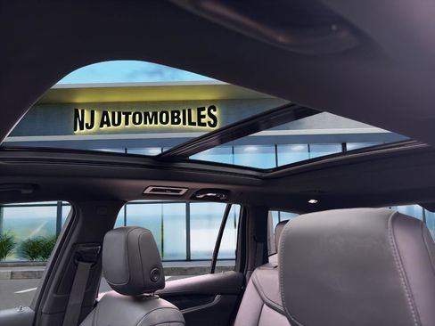 Used 2020 Cadillac XT6 Premium Luxury FWD image 26