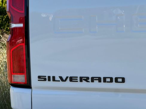 Used 2025 Chevrolet Silverado 2500 LTZ w/ Trail Boss Package AWD/4WD image 26