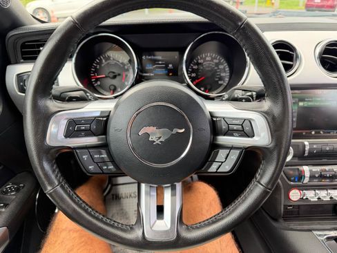 Used 2015 Ford Mustang Premium RWD image 57