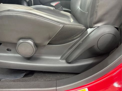 Used 2015 Chevrolet Spark LT image 25