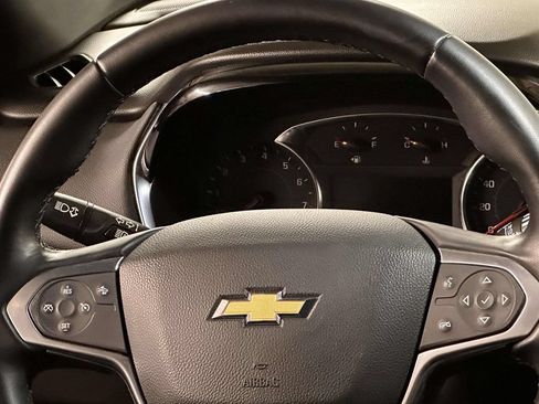 Used 2023 Chevrolet Traverse LT AWD/4WD image 20