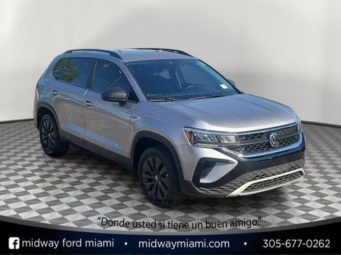Used 2024 Volkswagen Taos S FWD image 1