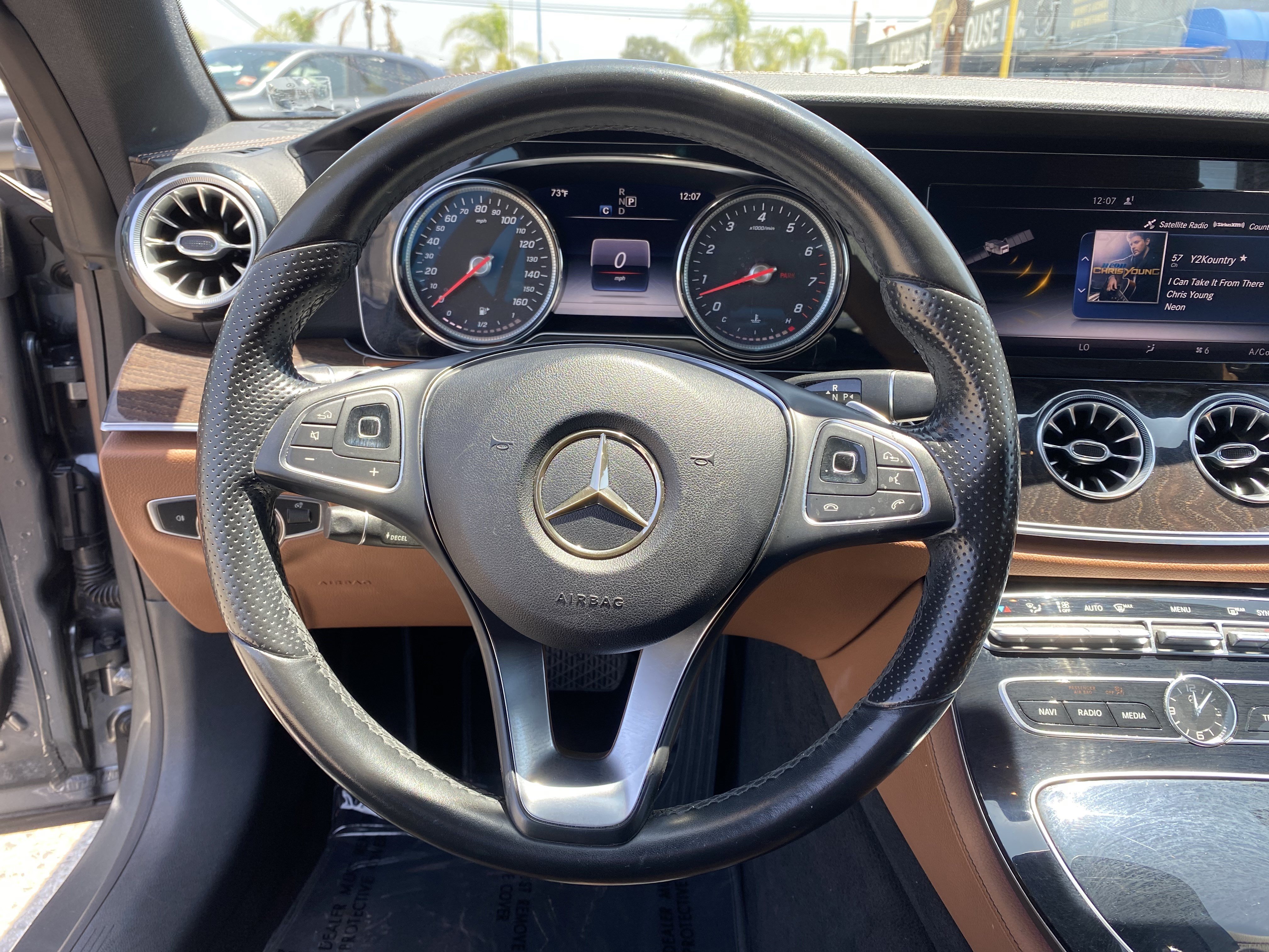 Used 2018 Mercedes-Benz E 400 Coupe image 10