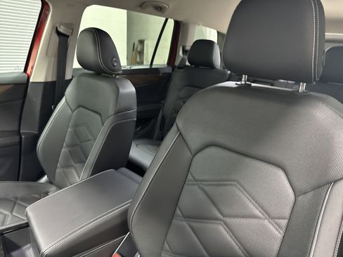 New 2025 Volkswagen Atlas SE image 28