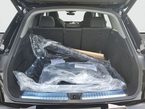 New 2025 Audi Q5 Premium Plus image 9