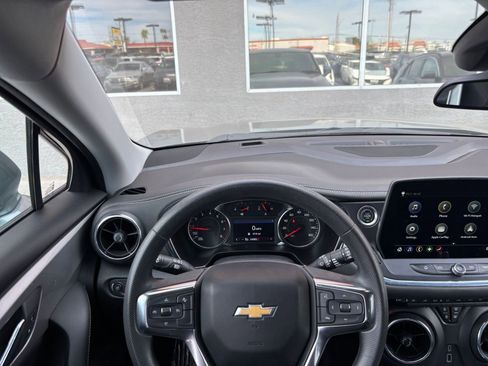 Used 2025 Chevrolet Blazer LT image 34