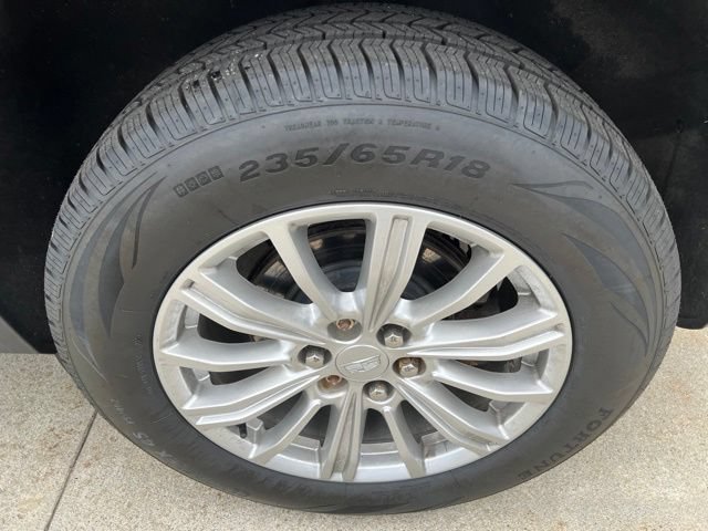Used 2017 Cadillac XT5 FWD image 10