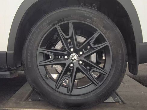 Used 2026 Toyota Grand Highlander FWD image 13
