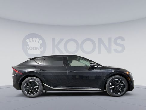 New 2025 Kia EV6 Wind image 7