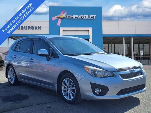 Used 2014 Subaru Impreza 2.0i Premium w/ All-Weather Package w/CVT image 3