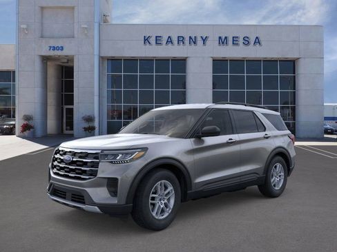 New 2026 Ford Explorer Active image 30