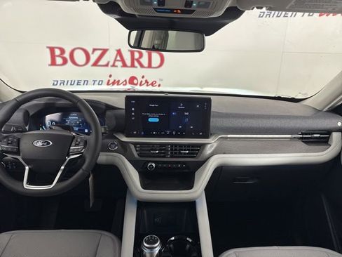 New 2026 Ford Explorer Platinum w/ LUX Leather Package image 9