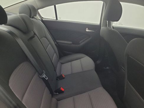 Used 2017 Kia Forte LX w/ LX Popular Package image 19