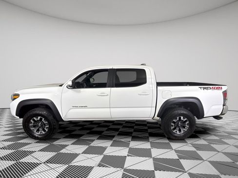 Used 2023 Toyota Tacoma TRD Off-Road image 14