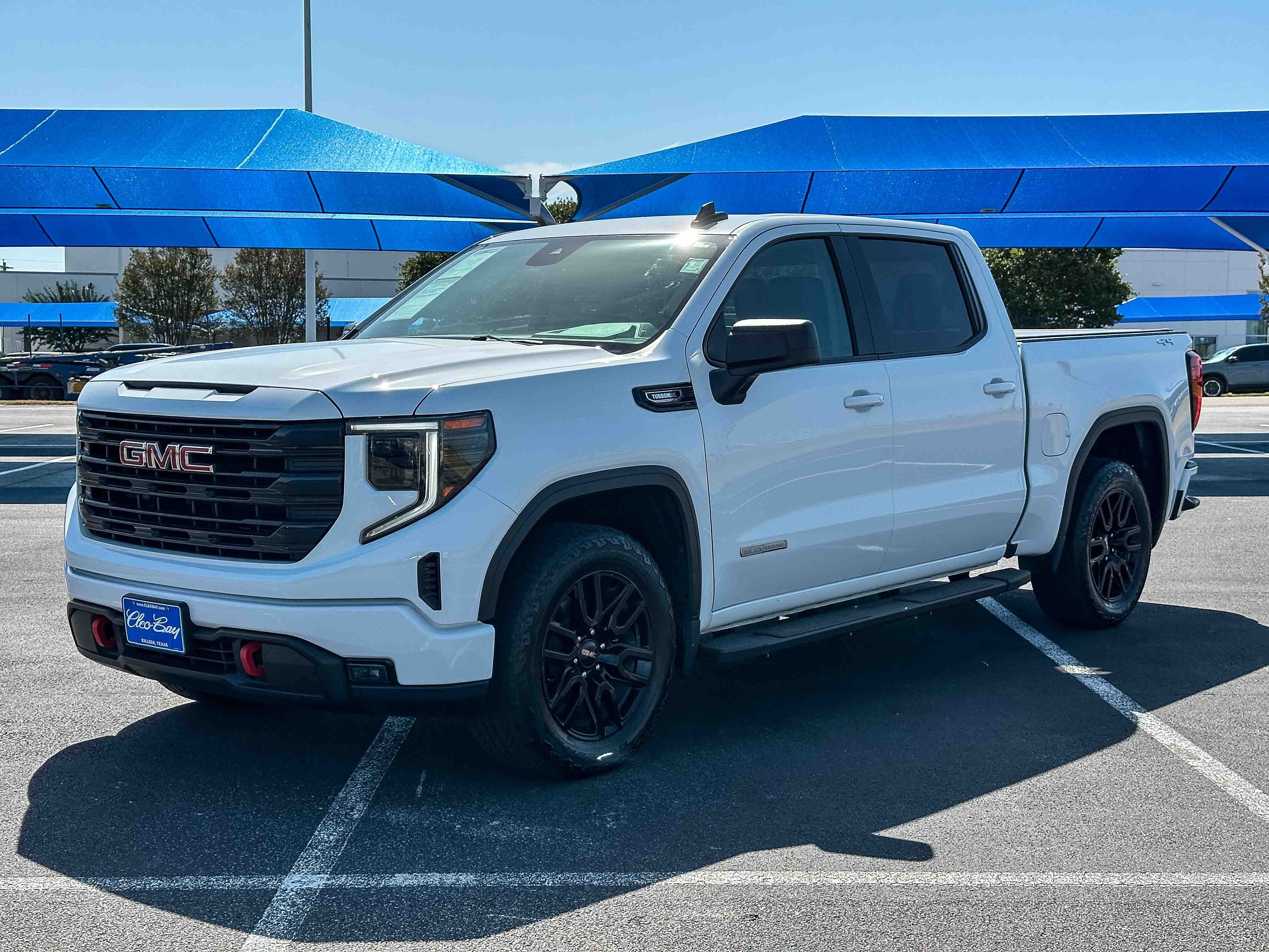 Used 2024 GMC Sierra 1500 Elevation AWD/4WD image 10