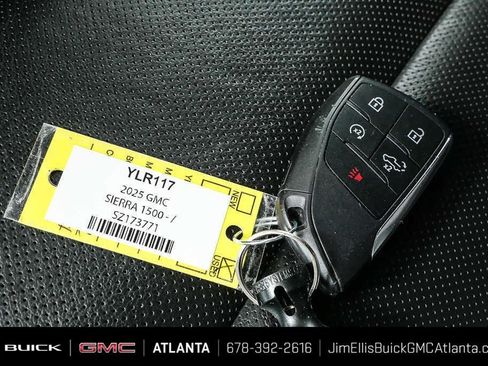 Certified 2025 GMC Sierra 1500 SLT AWD/4WD image 35