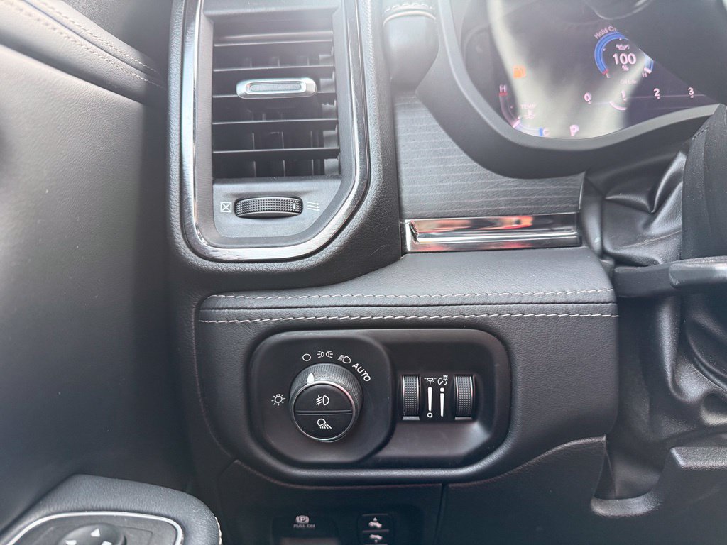 Used 2024 RAM 1500 Limited AWD/4WD image 13